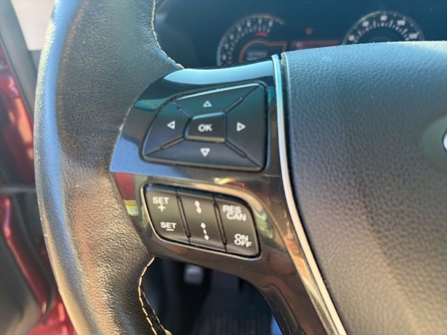 Used 2016 Ford Explorer Platinum image 17