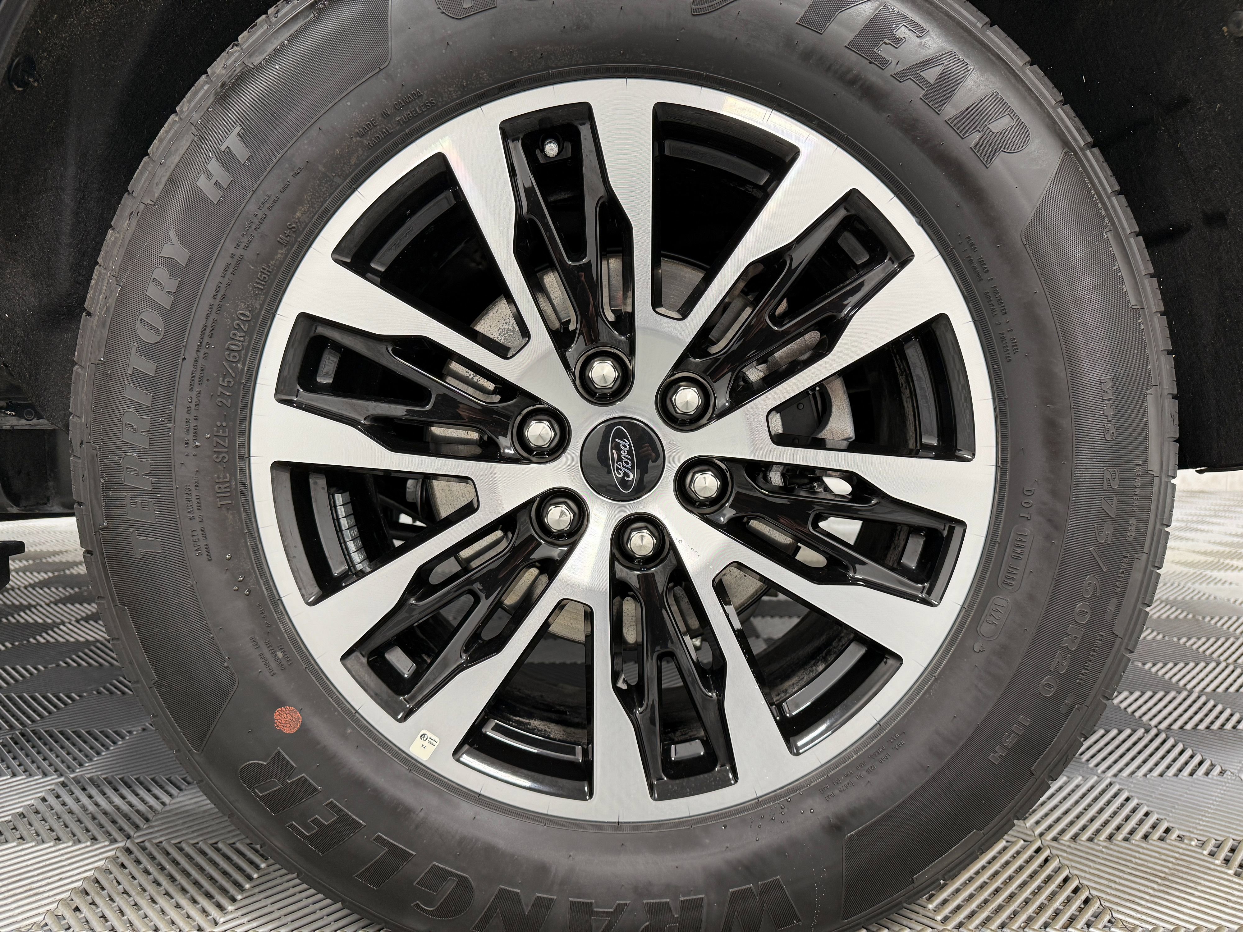 Used 2025 Ford Expedition Max Platinum AWD/4WD image 44