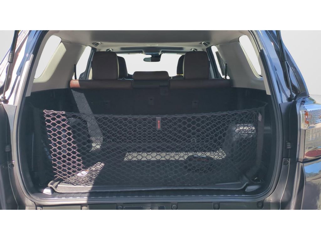 Used 2022 Toyota 4Runner Limited image 9