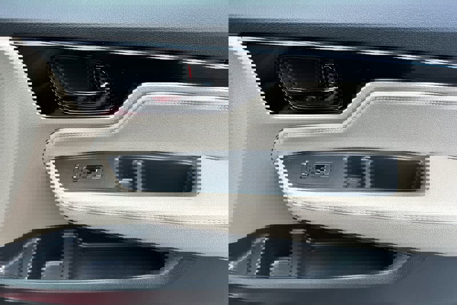 Used 2023 Honda Odyssey Touring image 20