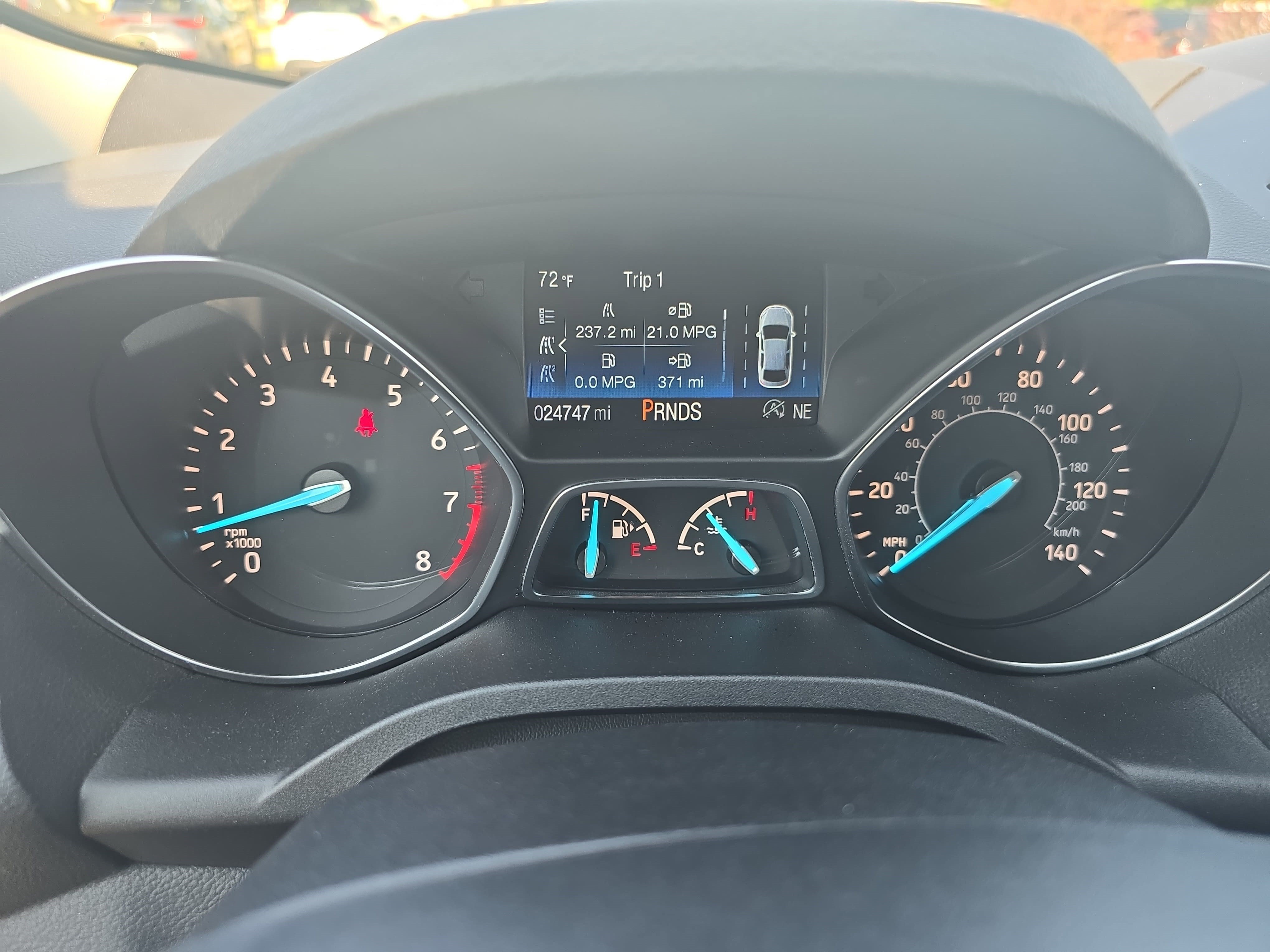Used 2018 Ford Escape SEL w/ Ford Safe & Smart Package AWD/4WD image 18