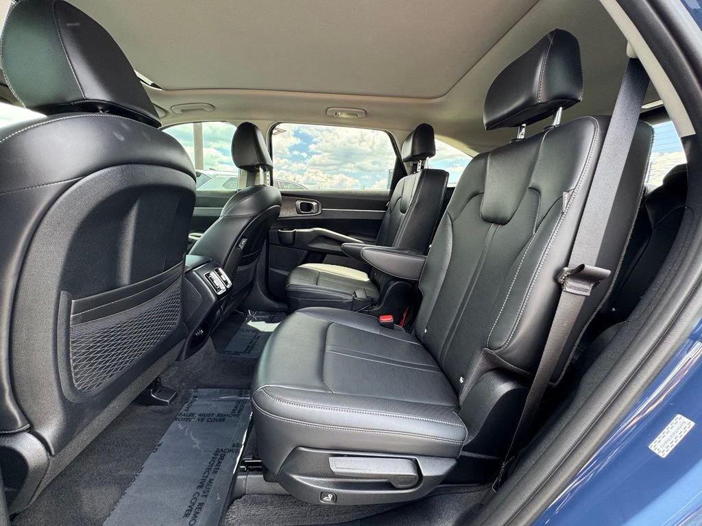 Used 2024 Kia Sorento X-Line EX AWD/4WD image 36