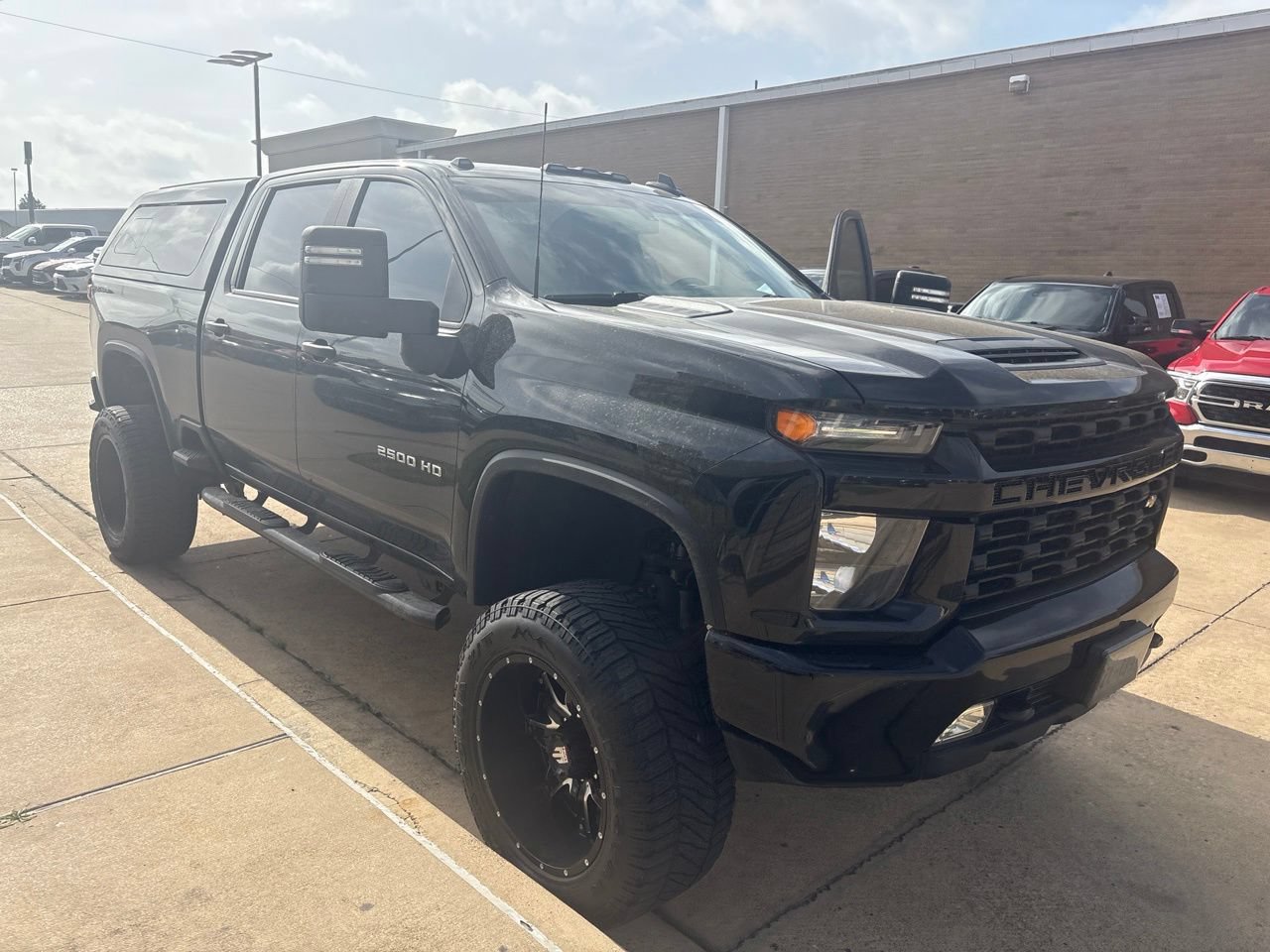 Used 2020 Chevrolet Silverado 2500 Custom w/ Custom Value Package AWD/4WD image 4