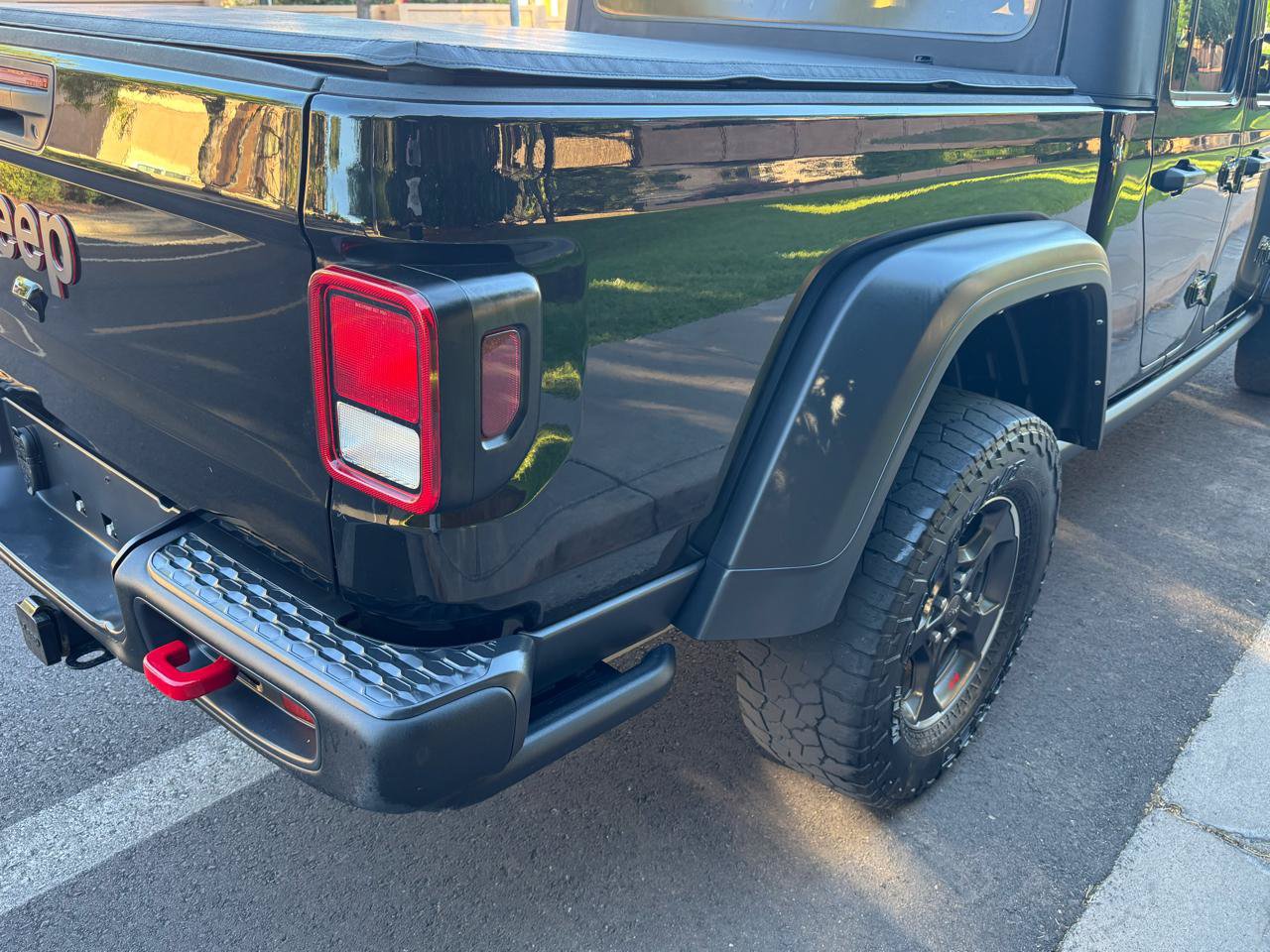 Used 2022 Jeep Gladiator Rubicon AWD/4WD image 47