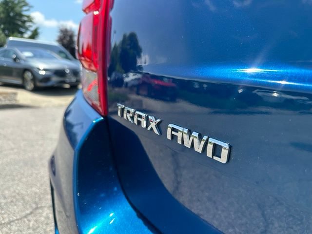 Used 2019 Chevrolet Trax Premier w/ LPO, Protection Package AWD/4WD image 11