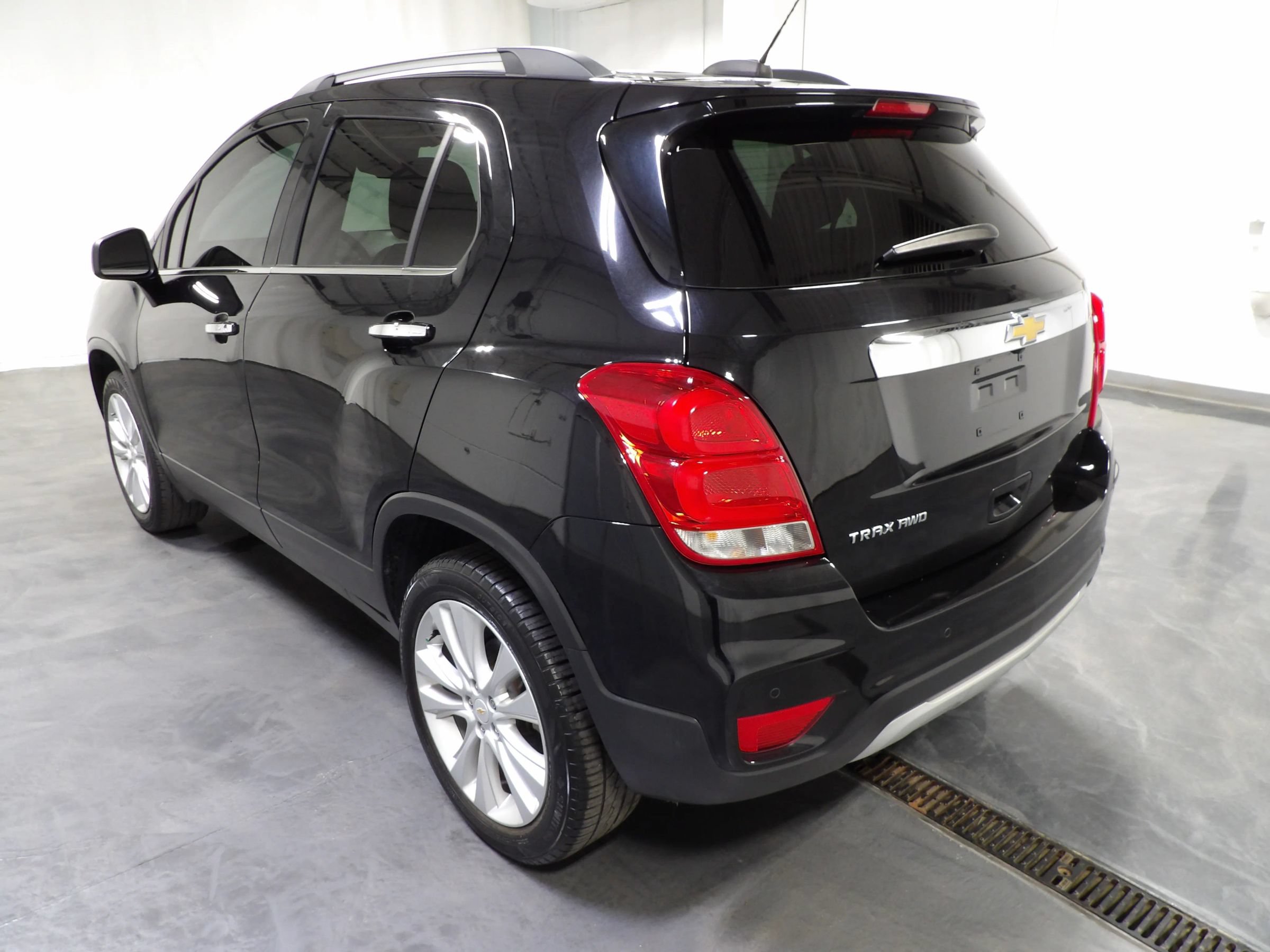 Used 2020 Chevrolet Trax Premier AWD/4WD image 6