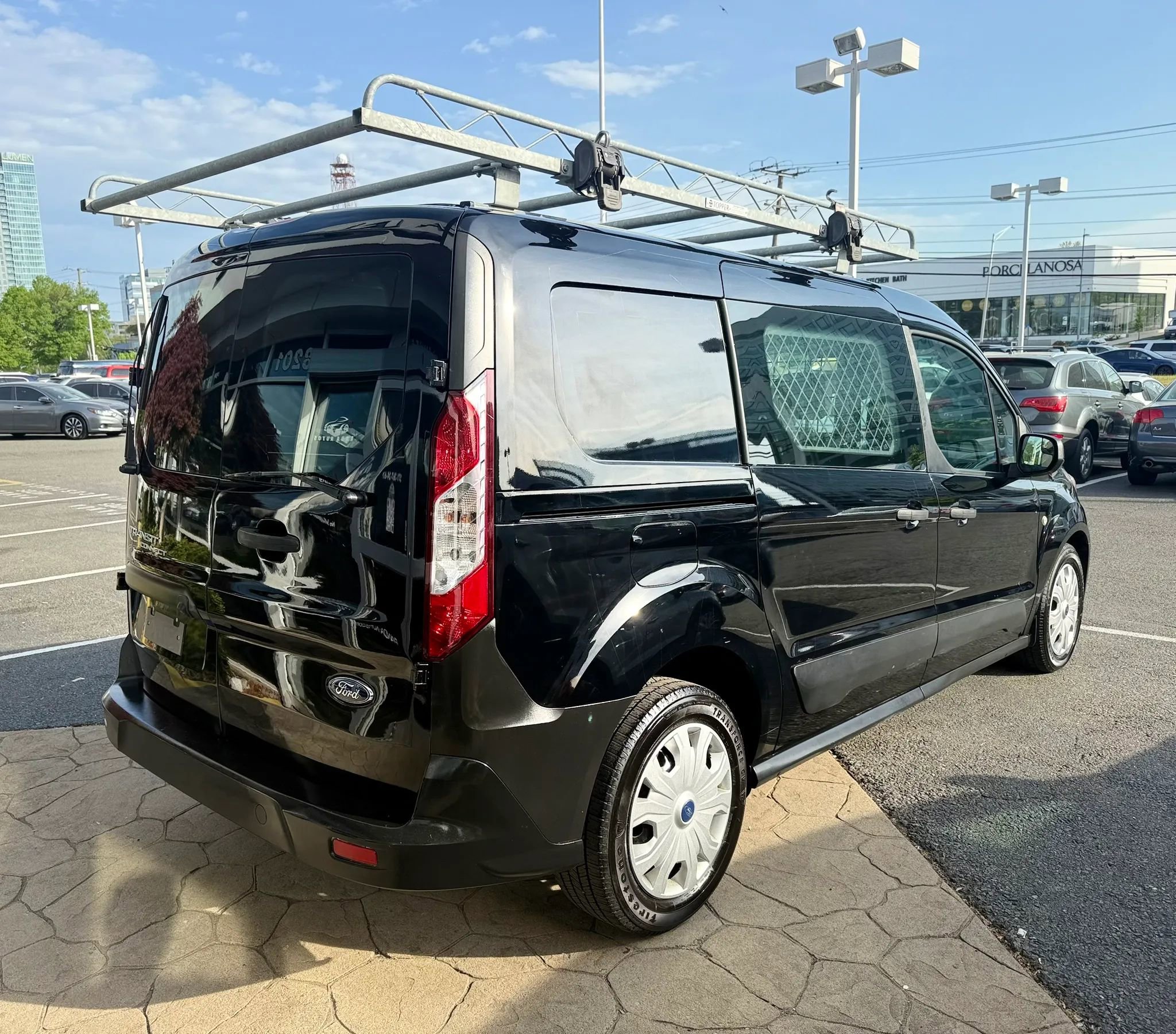 Used 2019 Ford Transit Connect XL FWD image 7