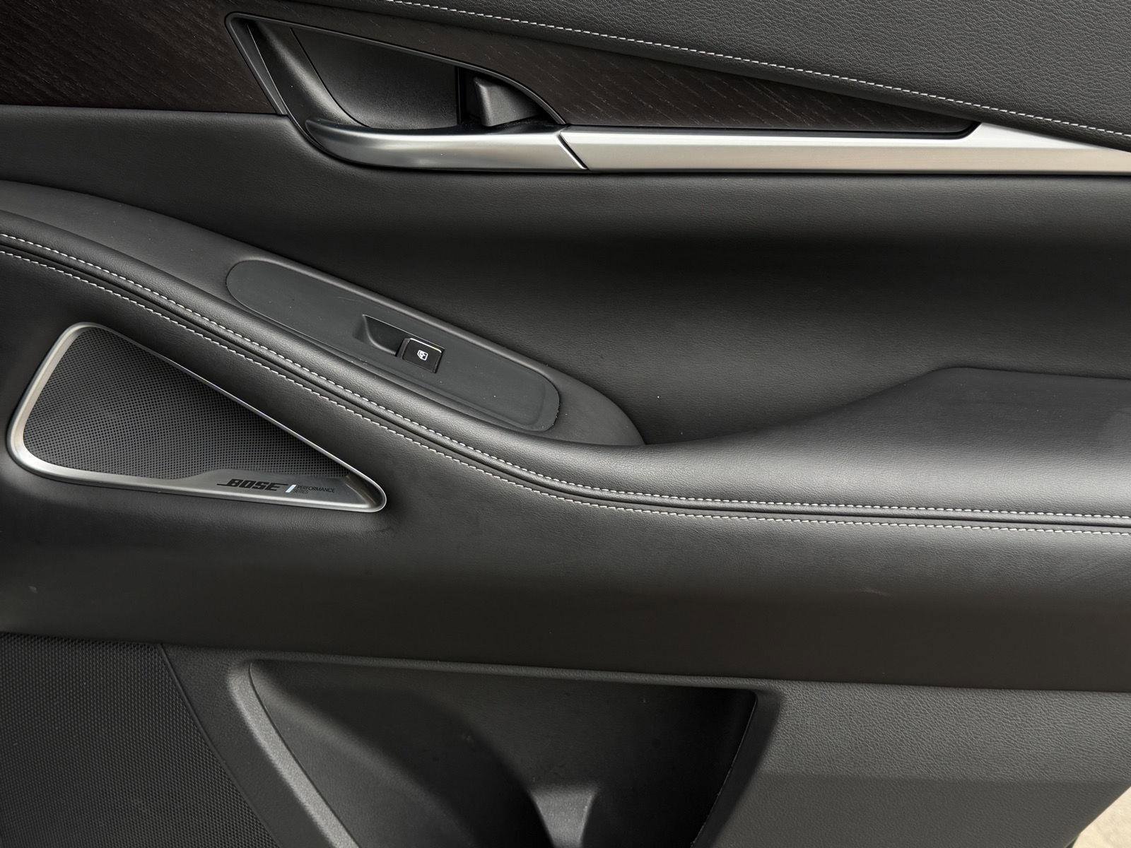 Used 2023 INFINITI QX60 Sensory w/ Vision Package AWD/4WD image 30