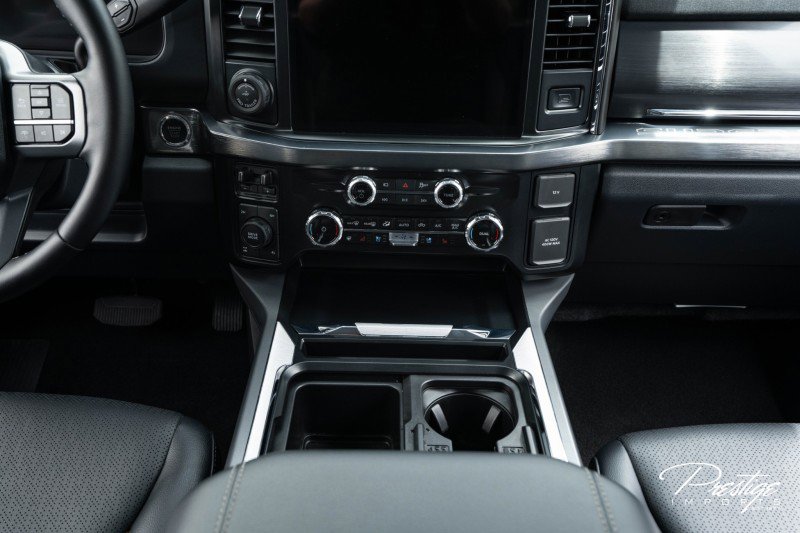 Used 2025 Ford F250 Lariat w/ Lariat Ultimate Package image 42