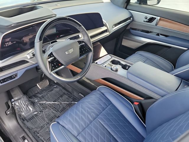 Certified 2026 Cadillac Vistiq Premium Luxury AWD/4WD image 16