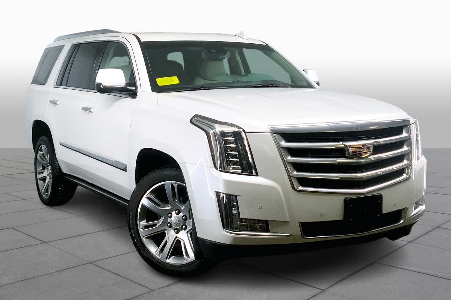 Used 2016 Cadillac Escalade Premium AWD/4WD image 3