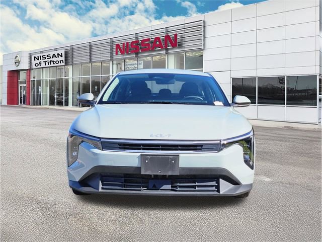 Used 2025 Kia K4 LXS image 2