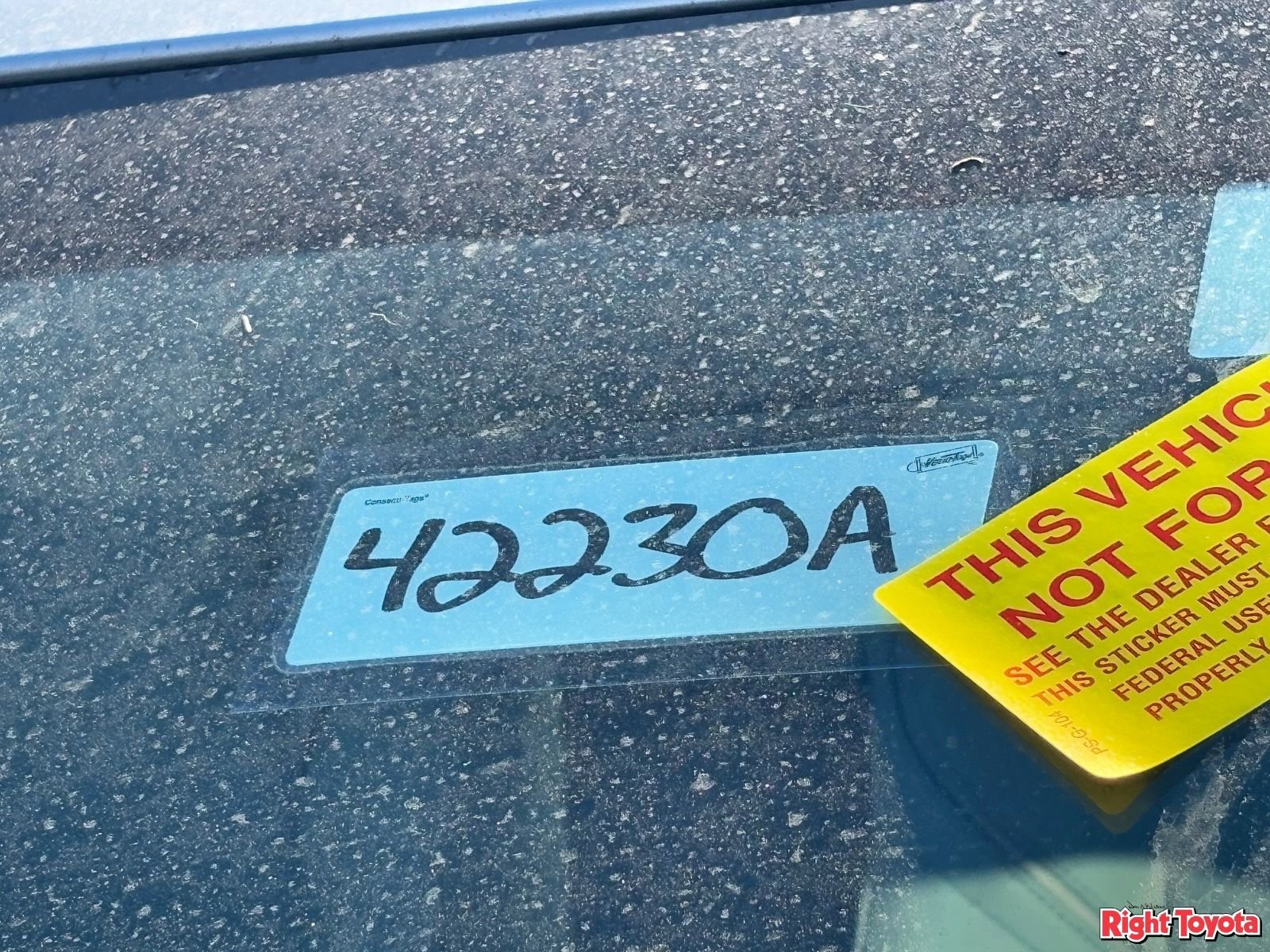 Used 2024 Toyota Prius XLE image 11