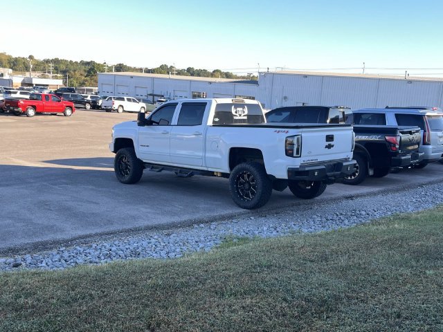 Used 2015 Chevrolet Silverado 2500 LT AWD/4WD image 4