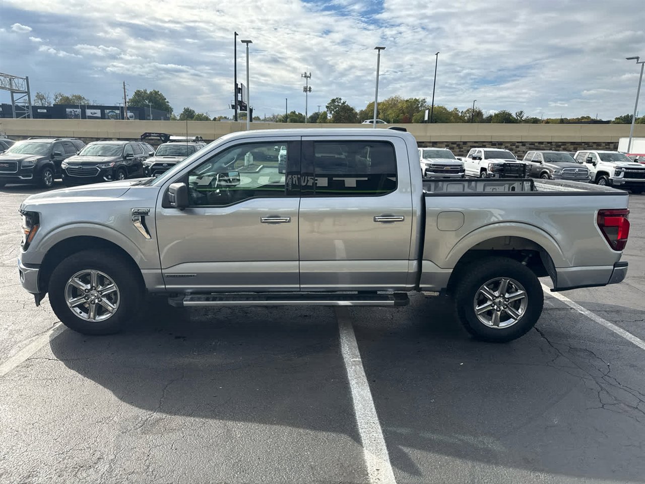 Used 2024 Ford F150 XLT w/ Mobile Office Package image 5