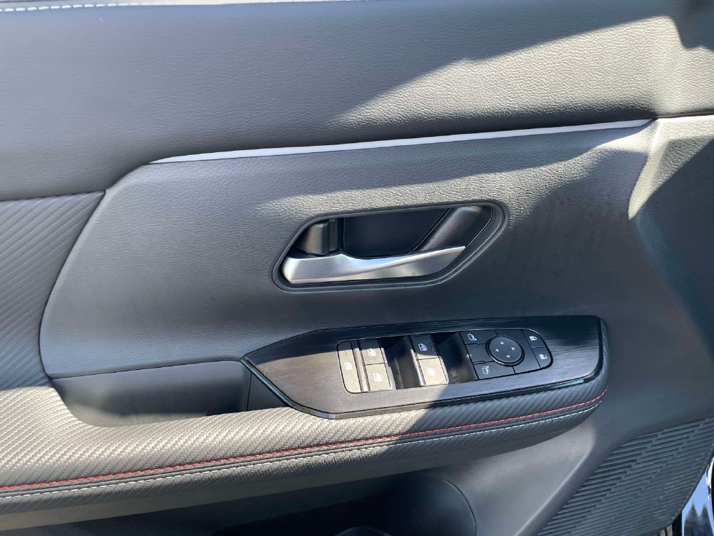New 2027 Nissan Kicks SR w/ SR Premium Package AWD/4WD image 19