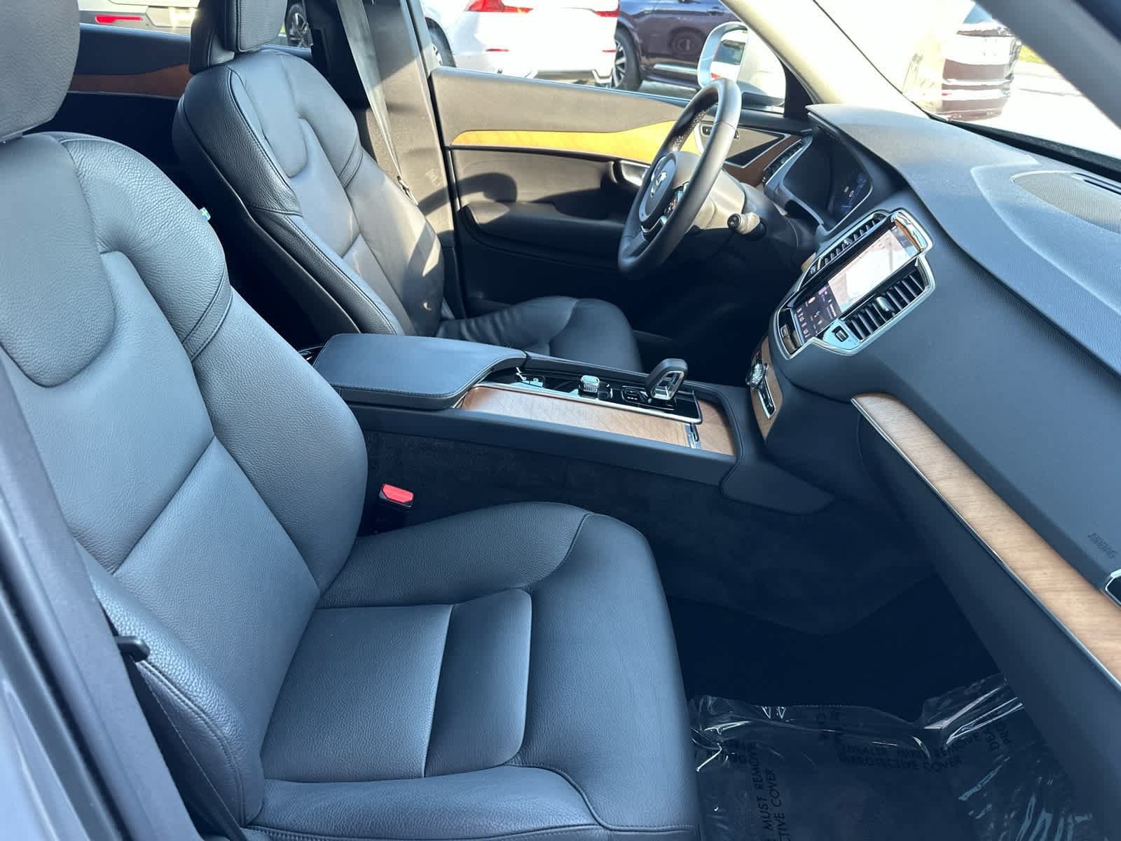 Used 2023 Volvo XC90 B5 Plus w/ Protection Package Premier AWD/4WD image 45