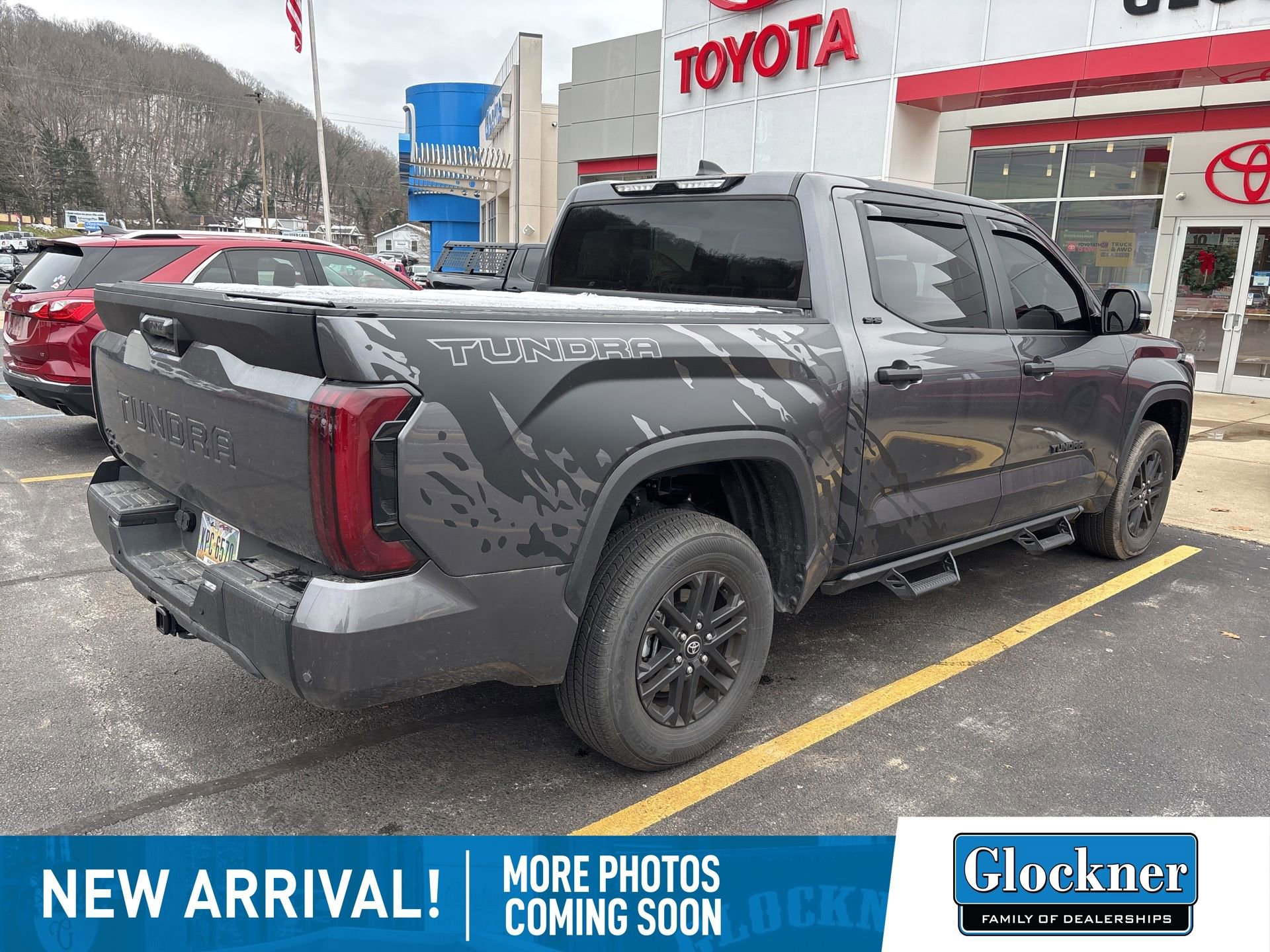 Used 2025 Toyota Tundra SR5 image 1