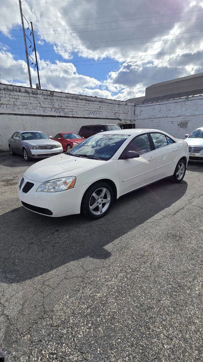 Used 2007 Pontiac G6 Base 4dr Sedan w/ Sport Package image 1