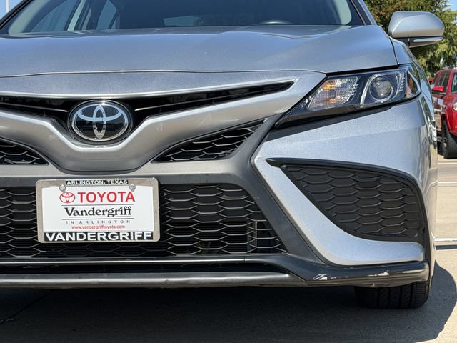 Certified 2024 Toyota Camry SE FWD image 9