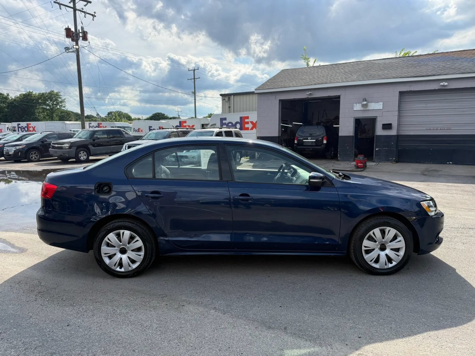 Used 2012 Volkswagen Jetta SE FWD image 6