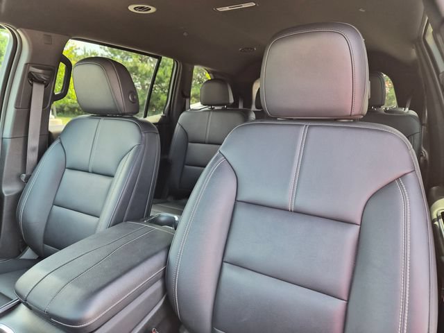 Used 2024 GMC Acadia Elevation FWD image 17