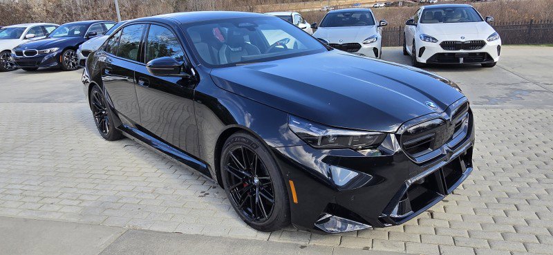 New 2026 BMW M5 w/ M Driver's Package image 3