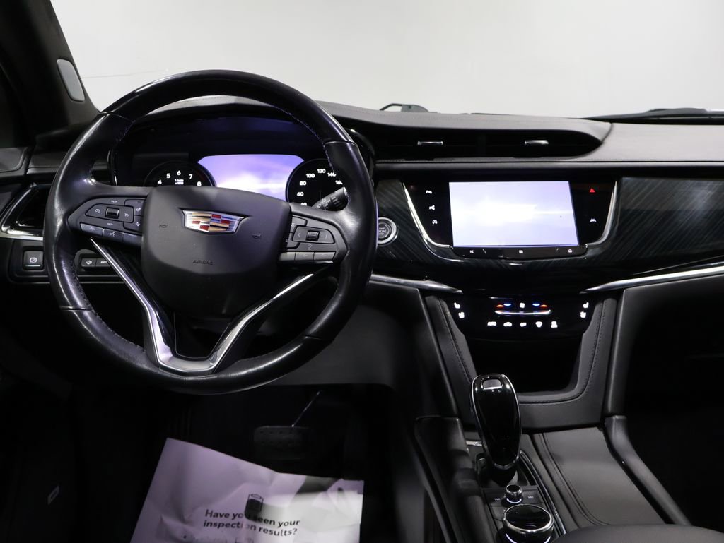 Used 2021 Cadillac XT6 Premium Luxury image 17
