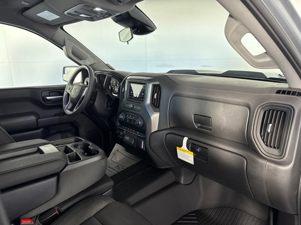 New 2026 Chevrolet Silverado 1500 Custom Trail Boss w/ LPO, Dark Essentials Package AWD/4WD image 37