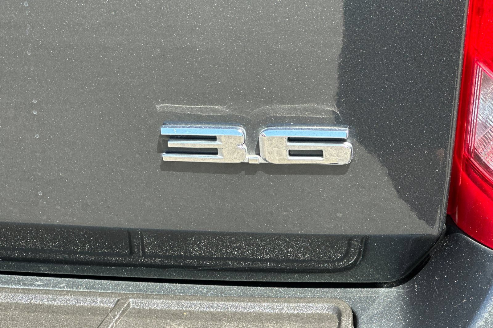 Used 2016 Cadillac SRX FWD image 45