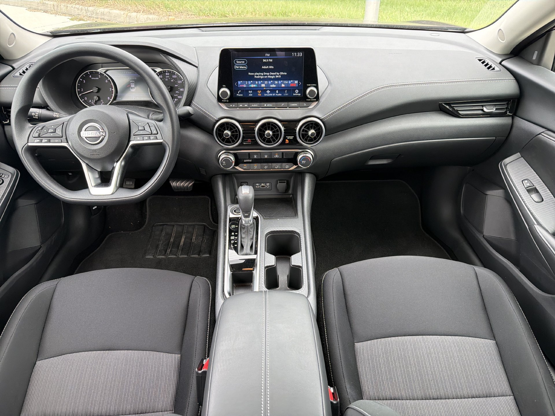 Used 2025 Nissan Sentra SV w/ Trunk Package FWD image 13