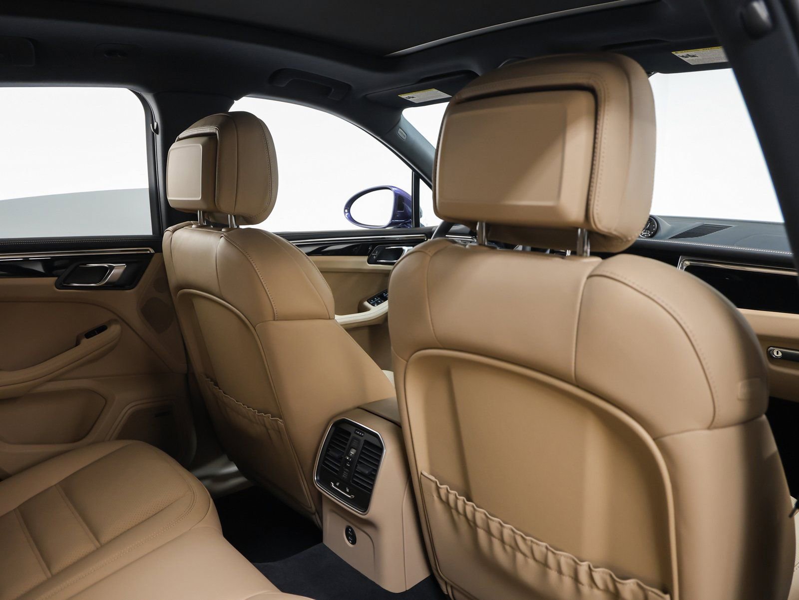 New 2026 Porsche Macan image 26
