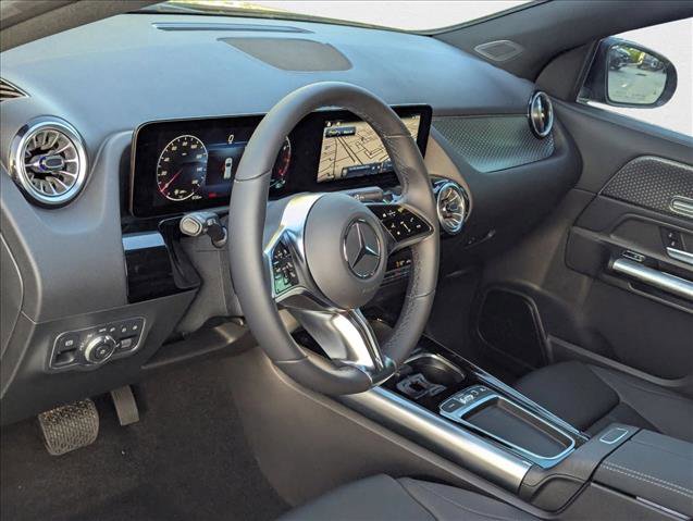 New 2025 Mercedes-Benz GLA 250 video 3