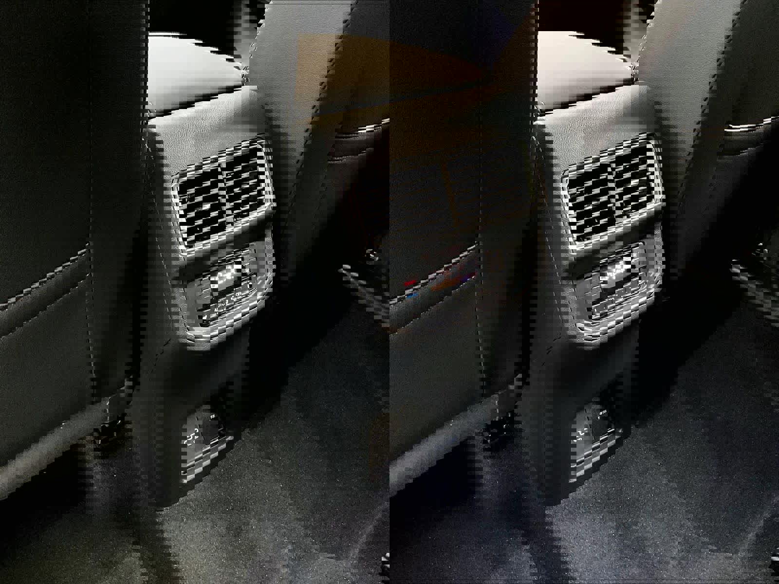 New 2026 Volkswagen Atlas SEL AWD/4WD image 15