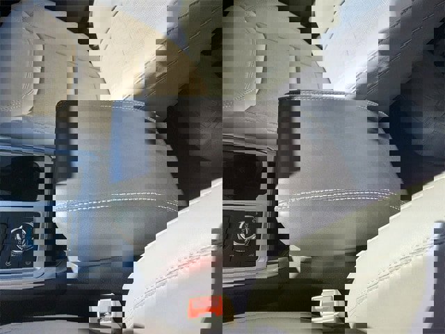 Used 2023 Ford Explorer Platinum w/ Technology Package image 22