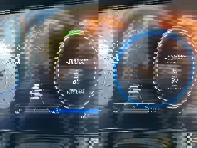 New 2026 Hyundai Elantra Limited image 11