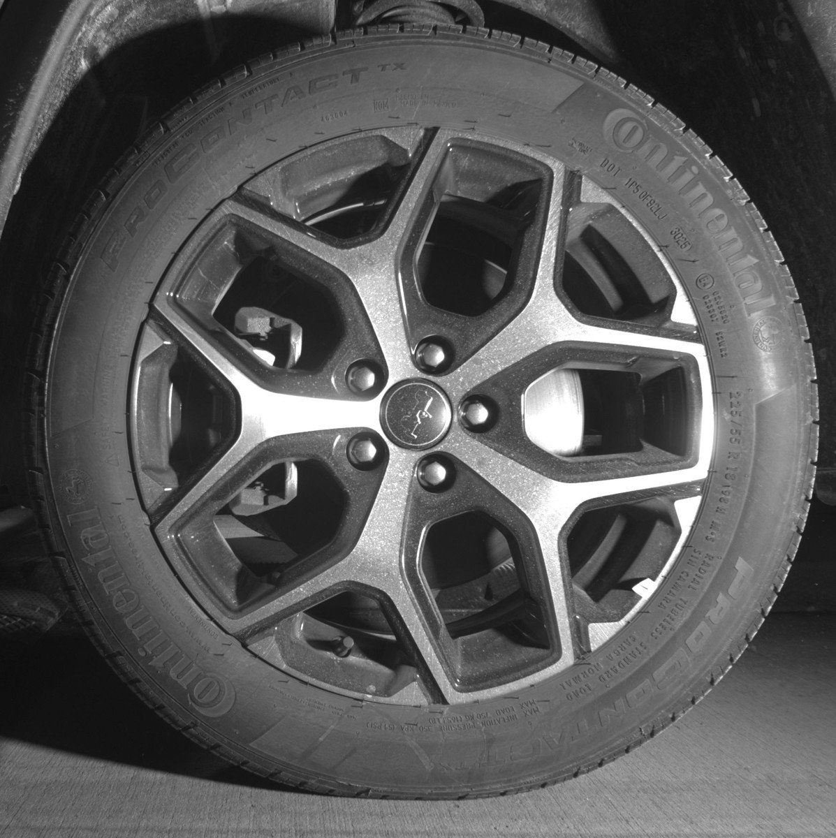 Used 2025 Jeep Compass Limited image 11