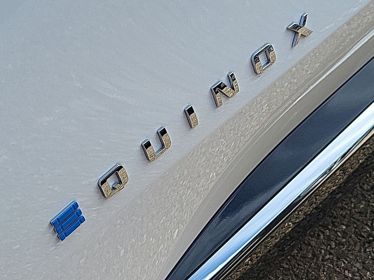 New 2026 Chevrolet Equinox EV LT image 32