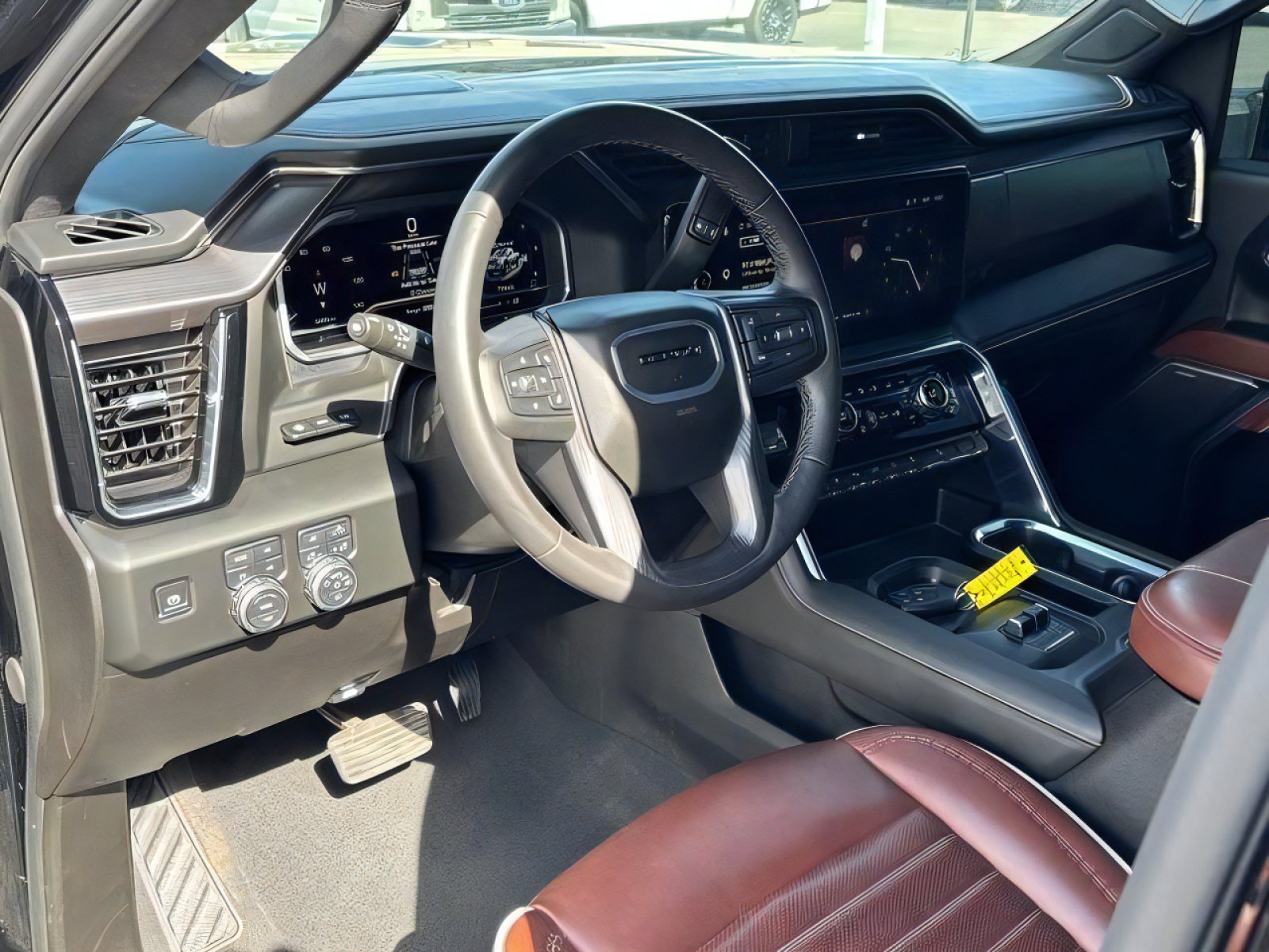 Used 2025 GMC Sierra 2500 Denali Ultimate w/ Max Trailering Package AWD/4WD image 20