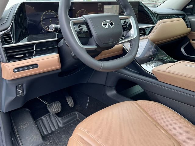 Used 2025 INFINITI QX80 Luxe w/ Cargo Package AWD/4WD image 6