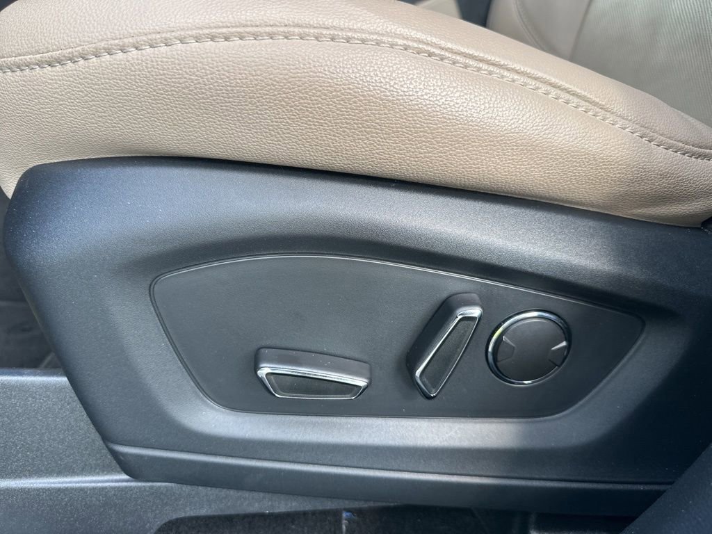 Used 2020 Ford Explorer Limited AWD/4WD image 18