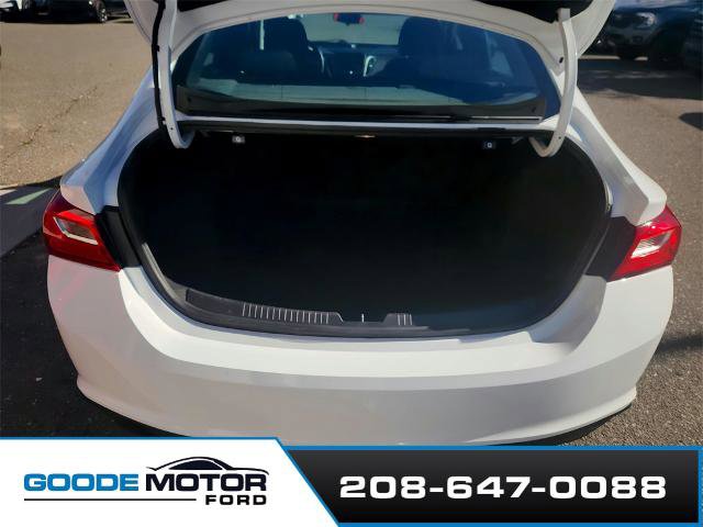 Used 2023 Chevrolet Malibu LT image 27