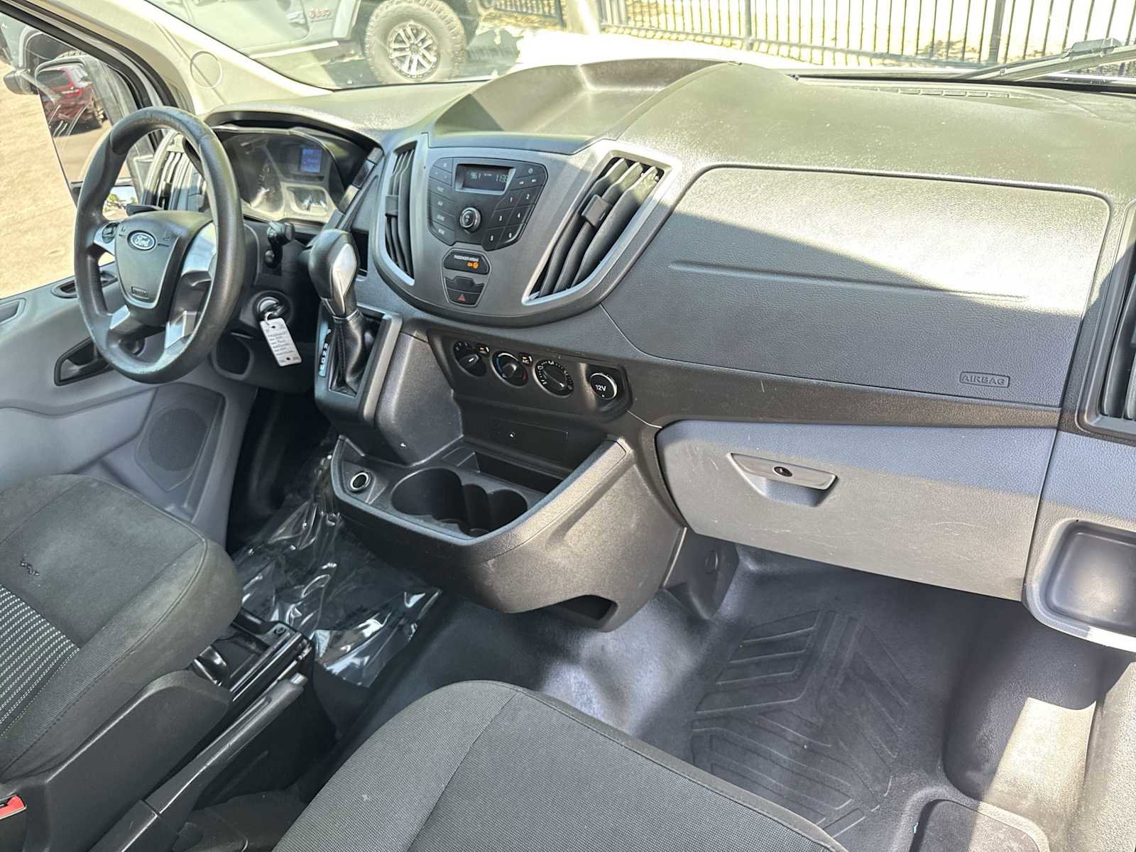 Used 2019 Ford Transit 250 130 Low Roof w/ Exterior Upgrade Package RWD image 14