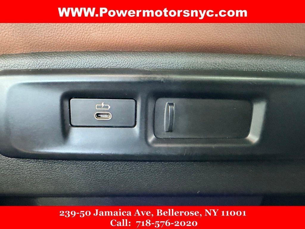 Used 2021 BMW X7 xDrive40i w/ Premium Package AWD/4WD image 46