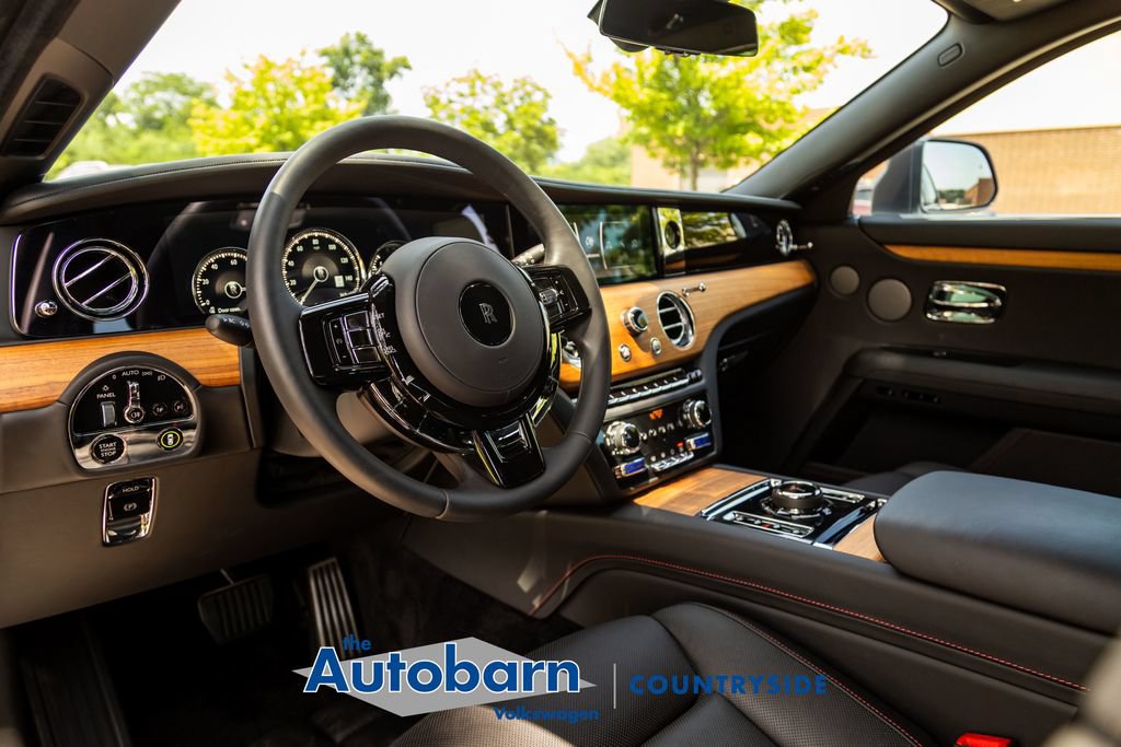 Used 2022 Rolls-Royce Ghost w/ Ghost Package AWD/4WD image 12