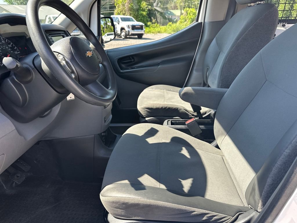 Used 2017 Chevrolet City Express LT w/ Technology Package FWD image 10