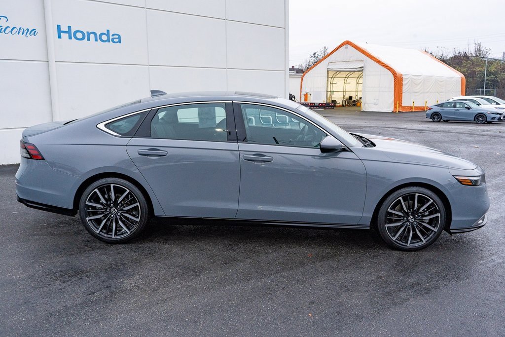 Certified 2023 Honda Accord Touring image 16