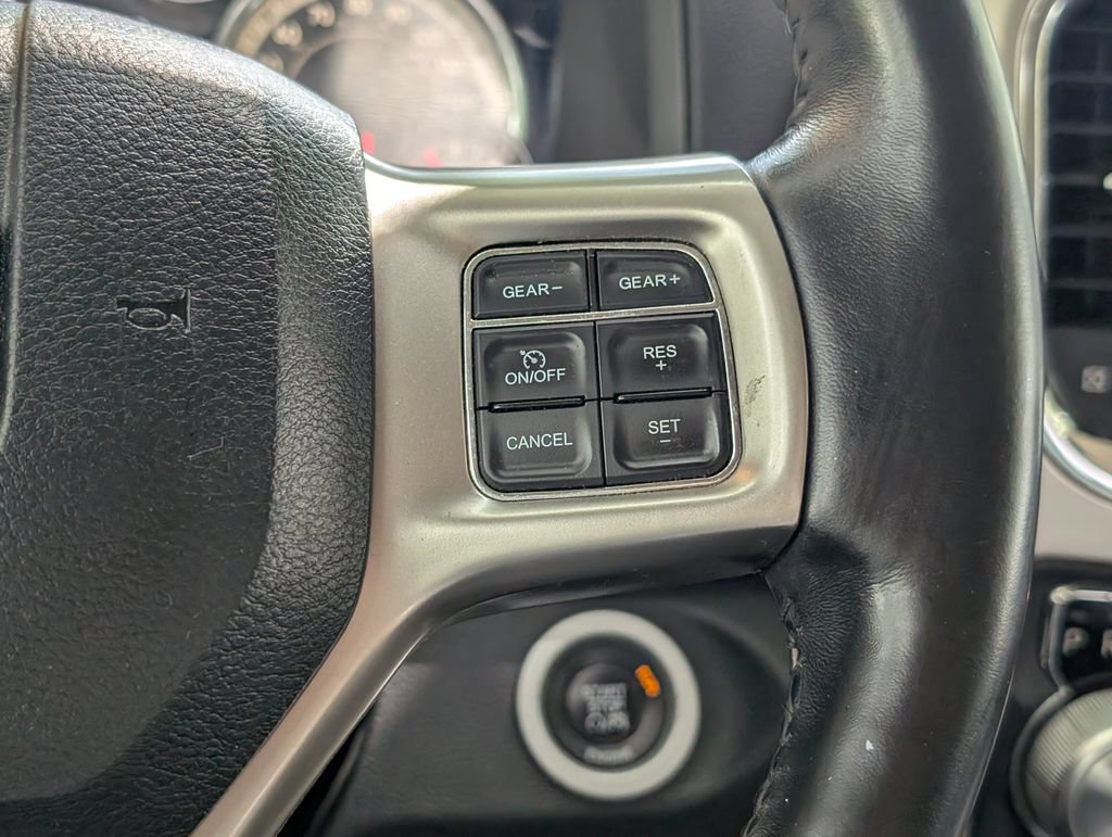 Used 2016 RAM 1500 Laramie w/ Convenience Group AWD/4WD image 19