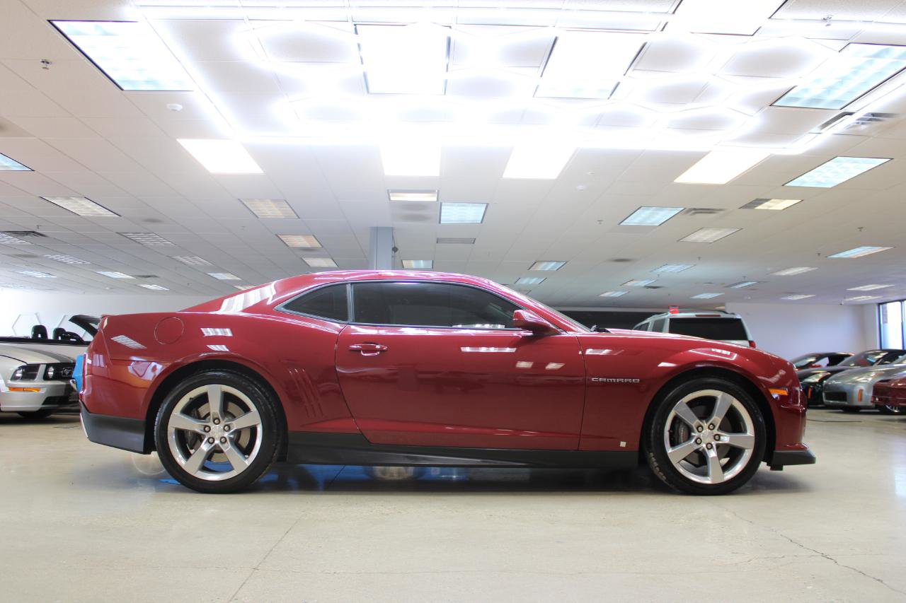 Used 2010 Chevrolet Camaro SS w/ LPO, Ground Effects Package image 26