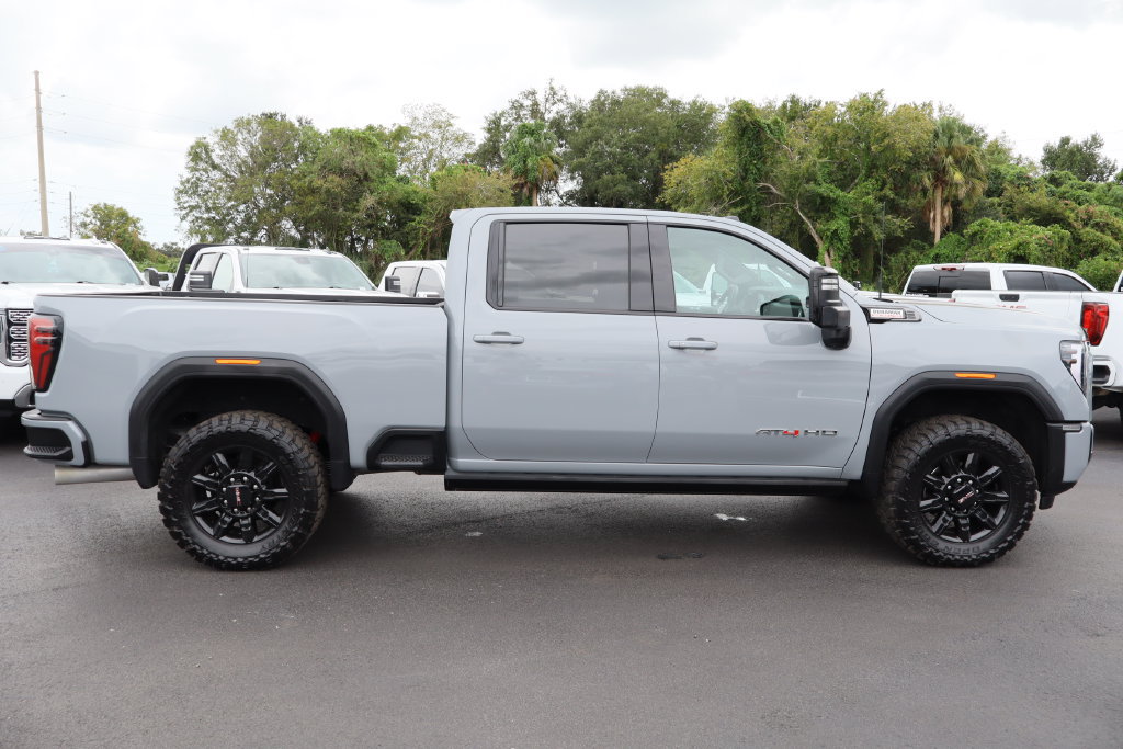 Certified 2024 GMC Sierra 2500 AT4 w/ AT4 Premium Plus Package AWD/4WD image 10